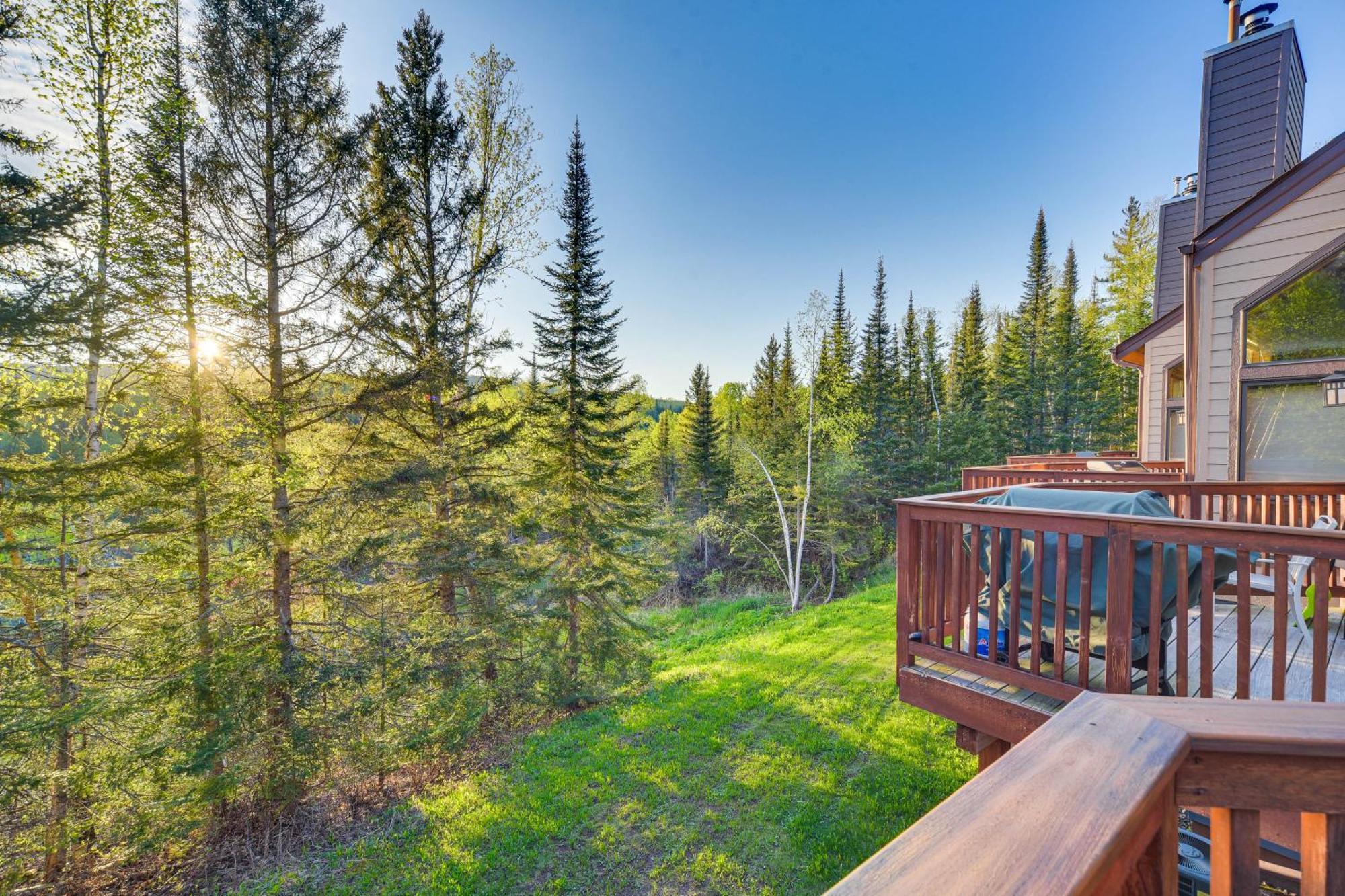 Cozy Alpine Escape Ski-Inandout At Lutsen Mtns Luaran gambar